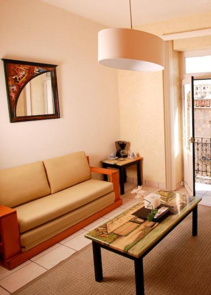 Hotel & Suites Galeria Morelia Exterior foto